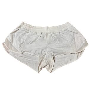 Lululemon Hotty Hot High-Rise Lined 2.5 Shorts Bone White Athletic Workout Sz 14